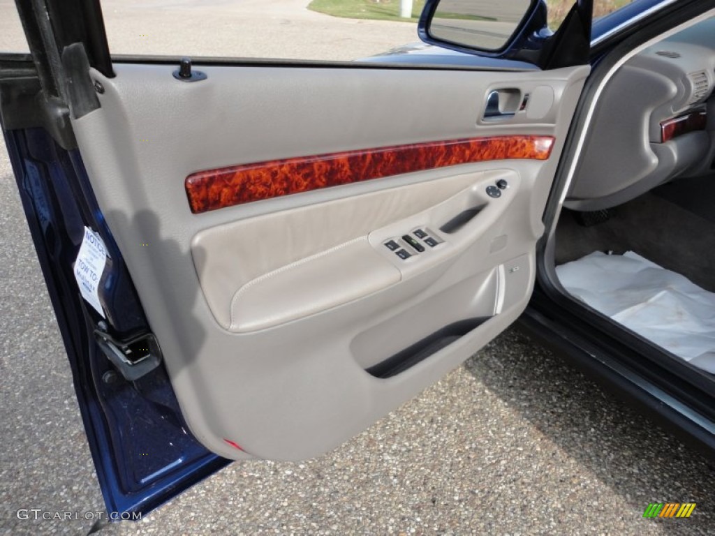 2001 Audi A4 2.8 quattro Avant Clay Door Panel Photo #57323039