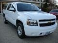 Summit White - Suburban LT 4x4 Photo No. 3