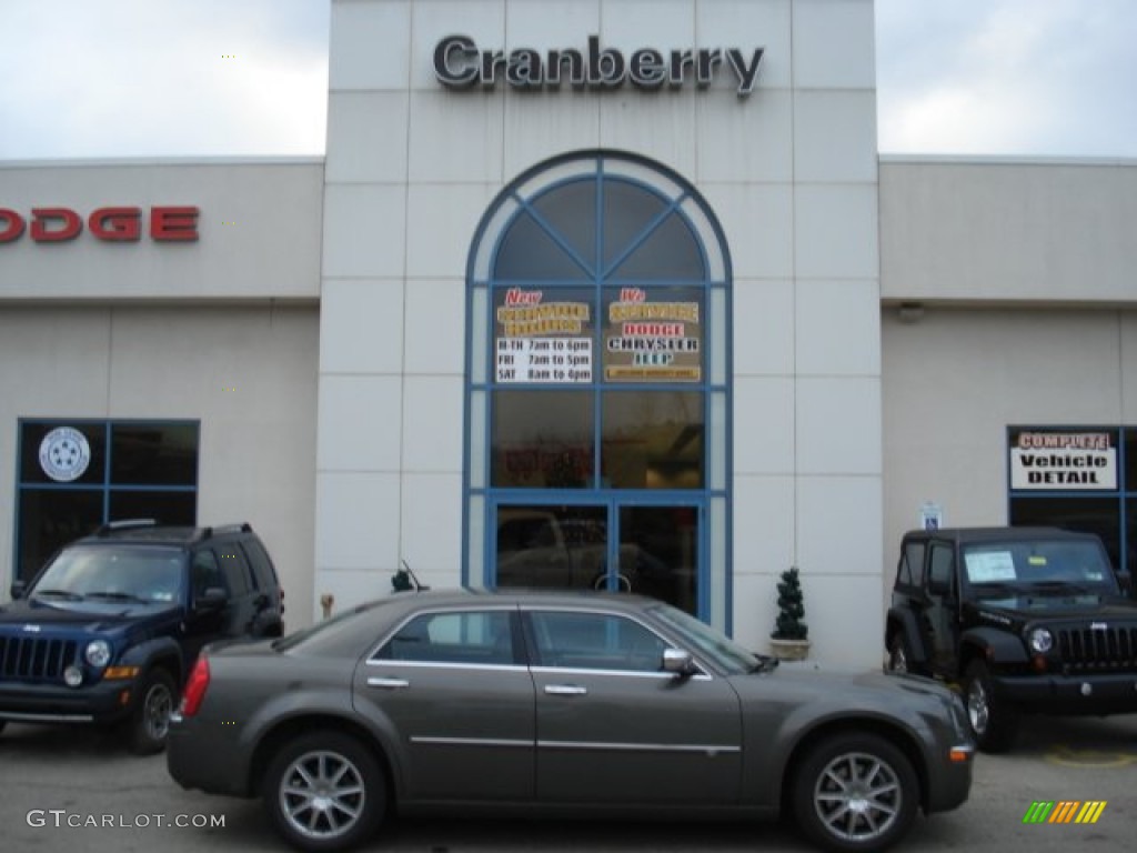 2008 300 C HEMI AWD - Dark Titanium Metallic / Dark Slate Gray photo #1