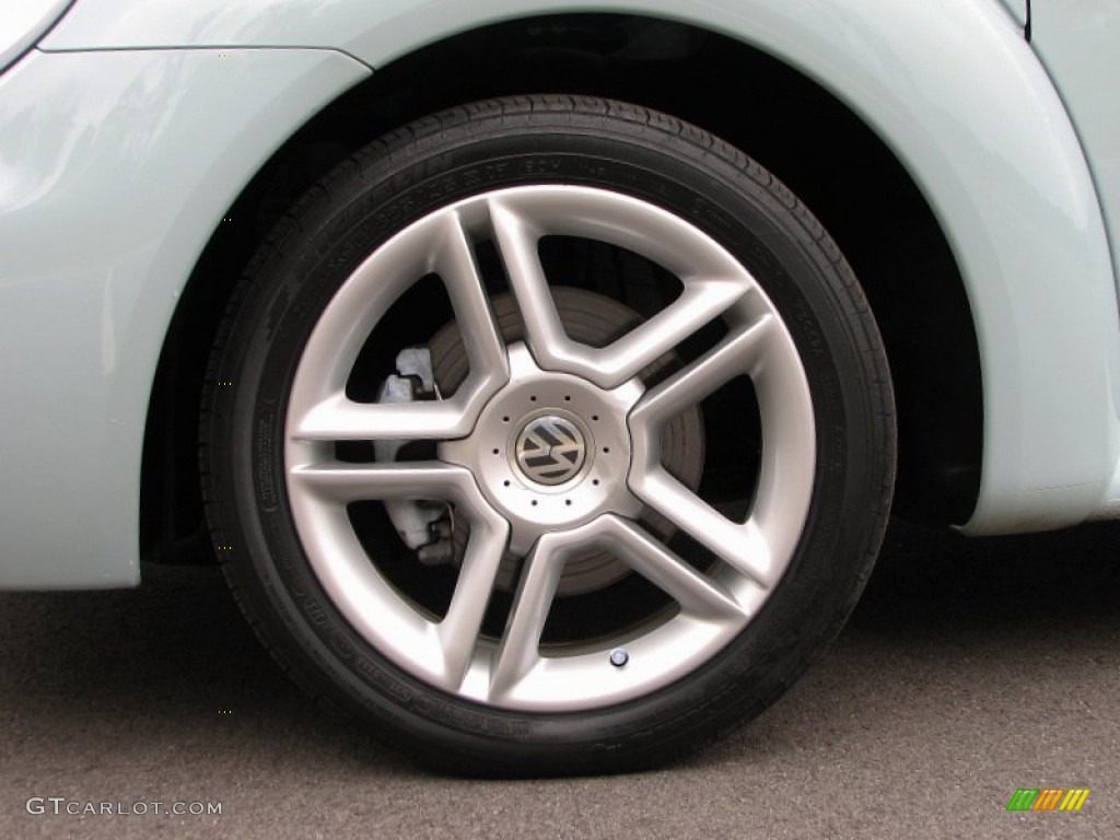 2004 Volkswagen New Beetle GLS 1.8T Convertible Wheel Photo #57330922