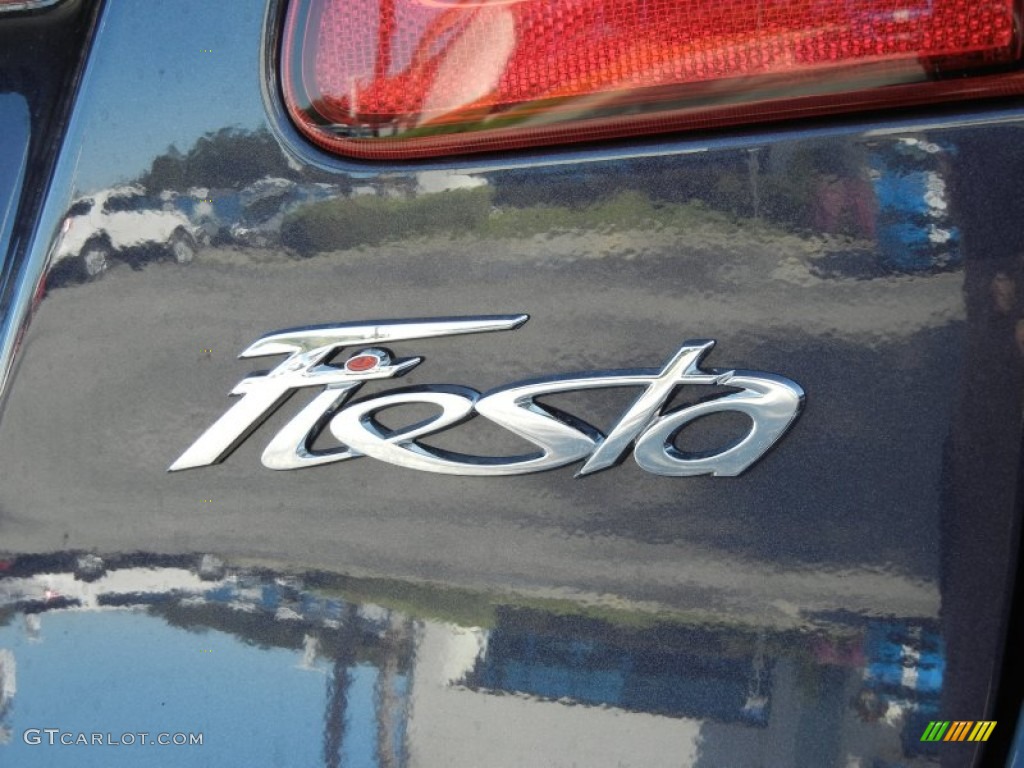 2012 Fiesta SE Sedan - Violet Grey Metallic / Charcoal Black photo #4