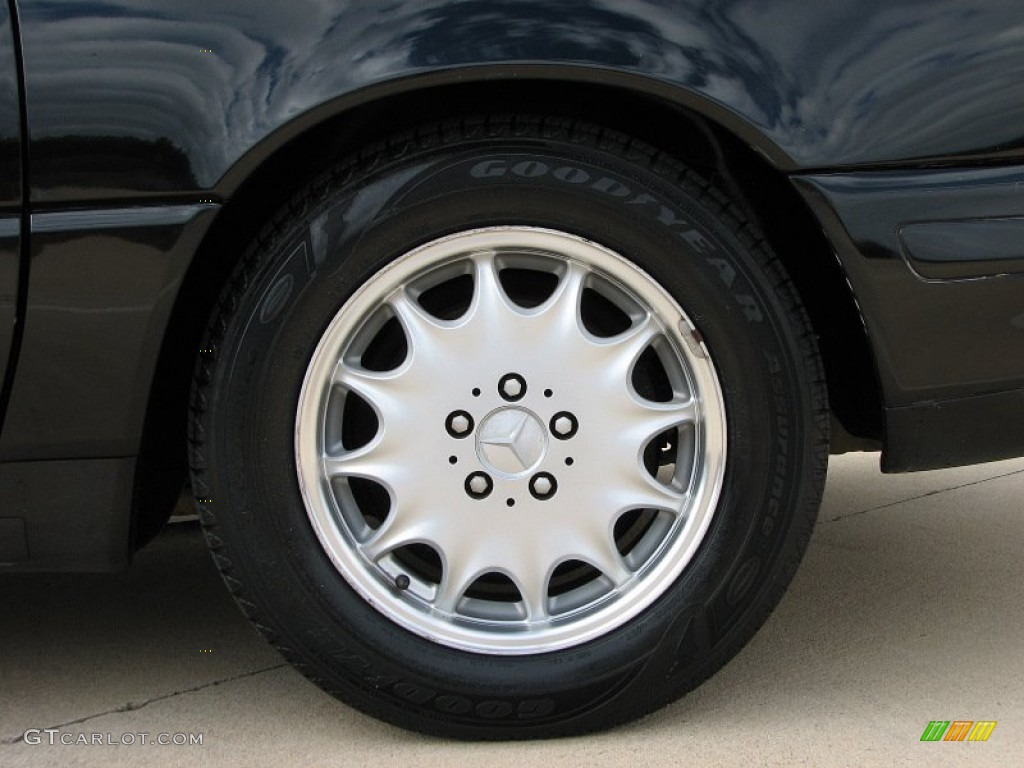 1998 Mercedes-Benz SL 500 Roadster Wheel Photo #57333030