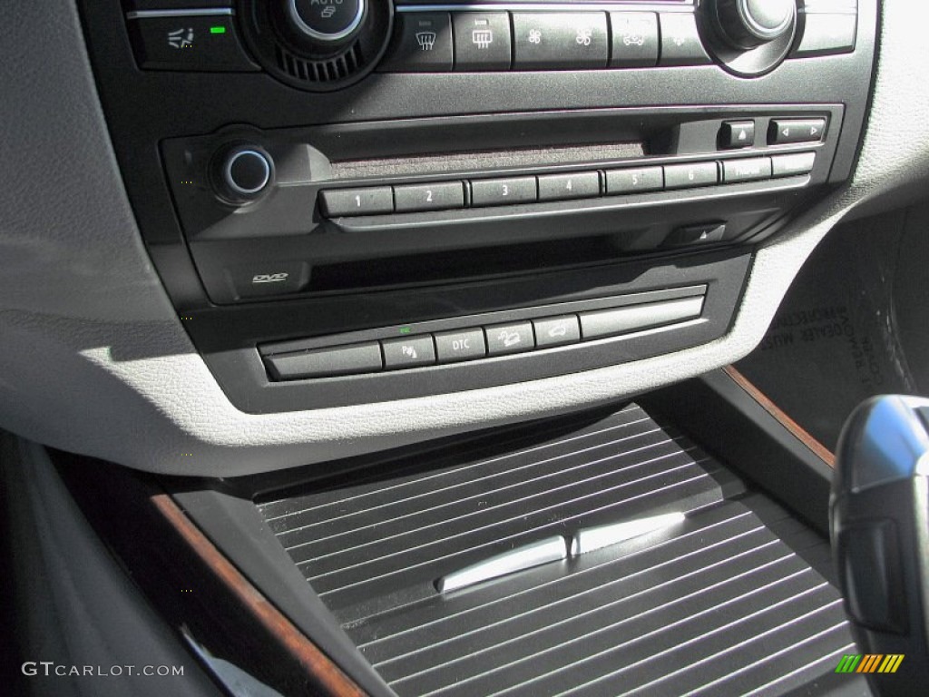 2007 BMW X5 4.8i Controls Photo #57333609