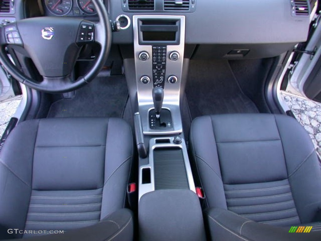 Off Black Interior 2009 Volvo V50 2.4i Photo #57333622