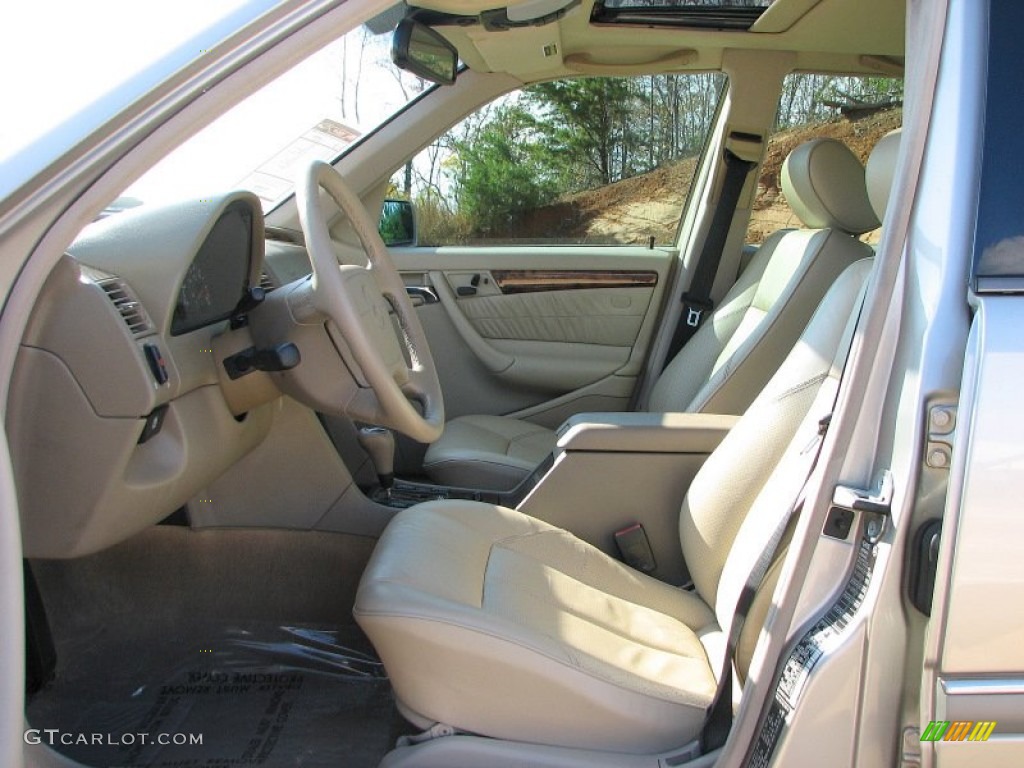Parchment Interior 1999 Mercedes-Benz C 280 Sedan Photo #57335405