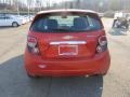 Inferno Orange Metallic - Sonic LT Hatch Photo No. 3