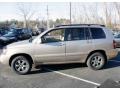 2005 Sonora Gold Pearl Toyota Highlander V6 4WD  photo #11