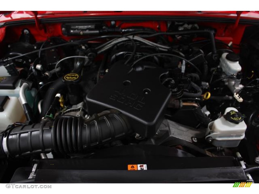 2005 Ford Ranger Edge SuperCab 4x4 Engine Photos