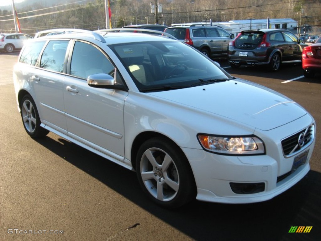 2011 V50 T5 R-Design - Ice White / R-Design Off Black/Cream photo #4