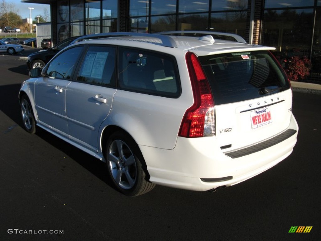 2011 V50 T5 R-Design - Ice White / R-Design Off Black/Cream photo #8