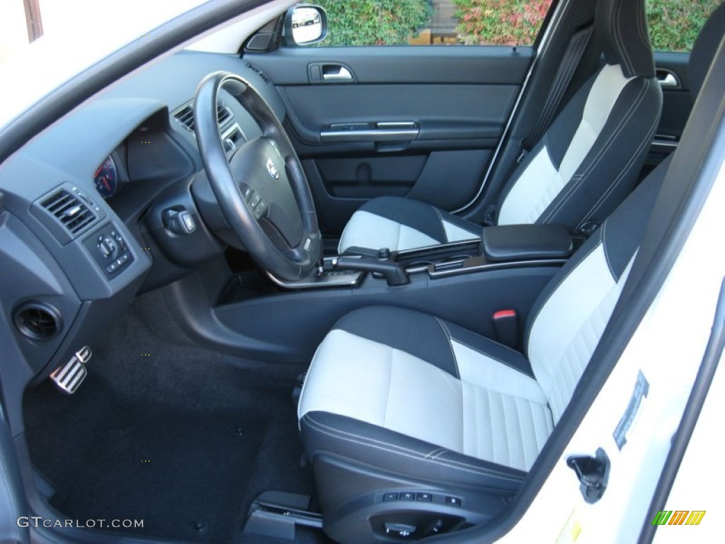R-Design Off Black/Cream Interior 2011 Volvo V50 T5 R-Design Photo #57339352