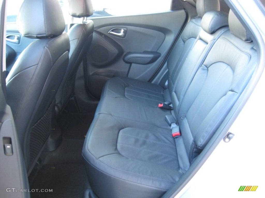 2012 Tucson Limited AWD - Diamond Silver / Black photo #17