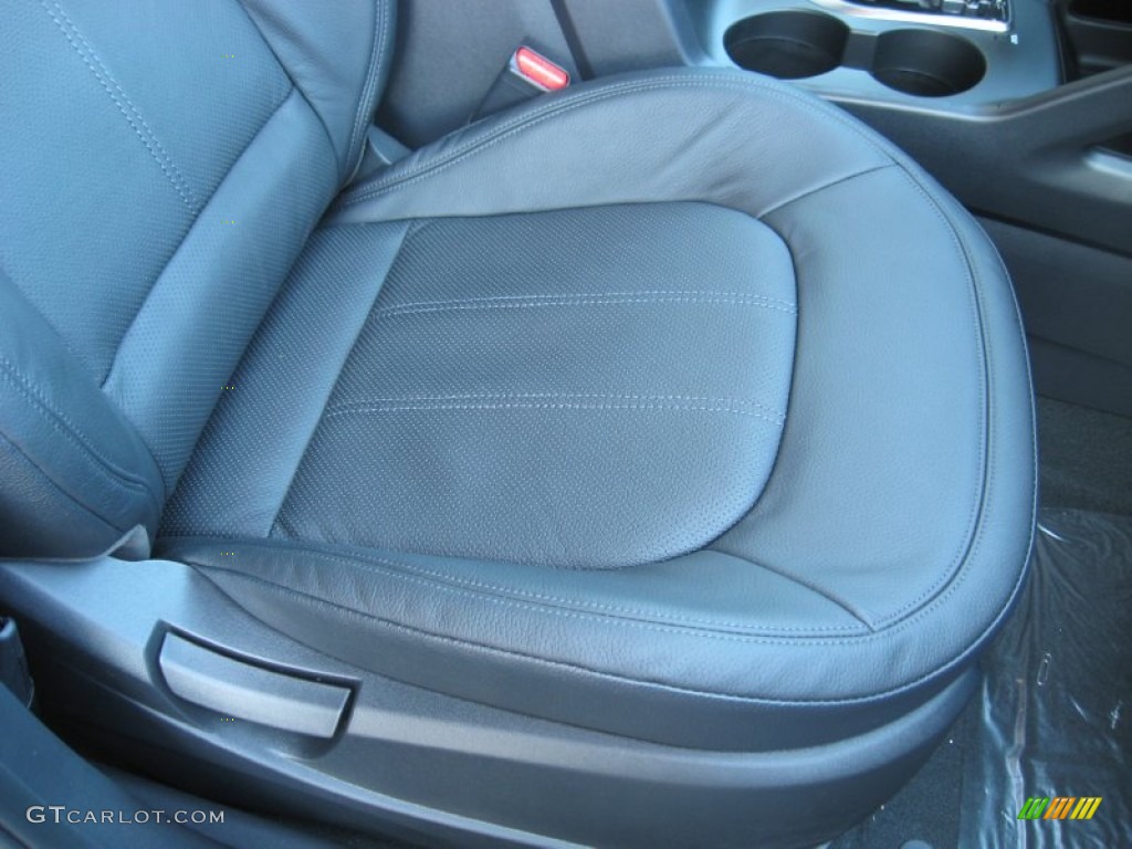 2012 Tucson Limited AWD - Diamond Silver / Black photo #21