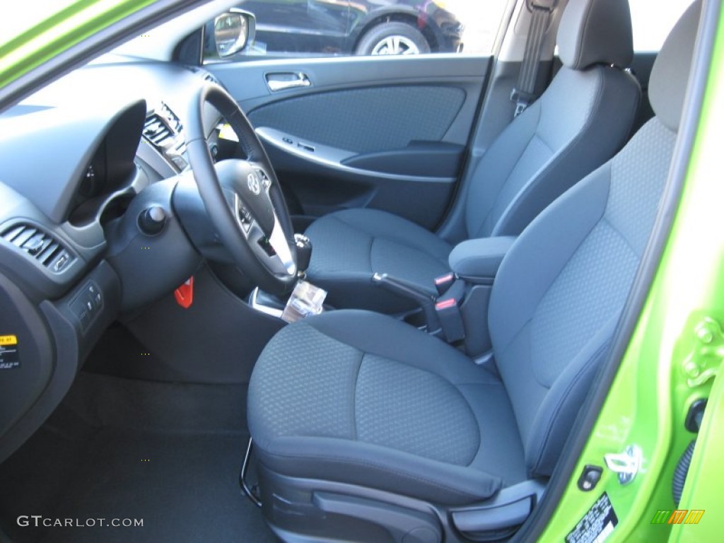 2012 Accent SE 5 Door - Electrolyte Green / Black photo #13