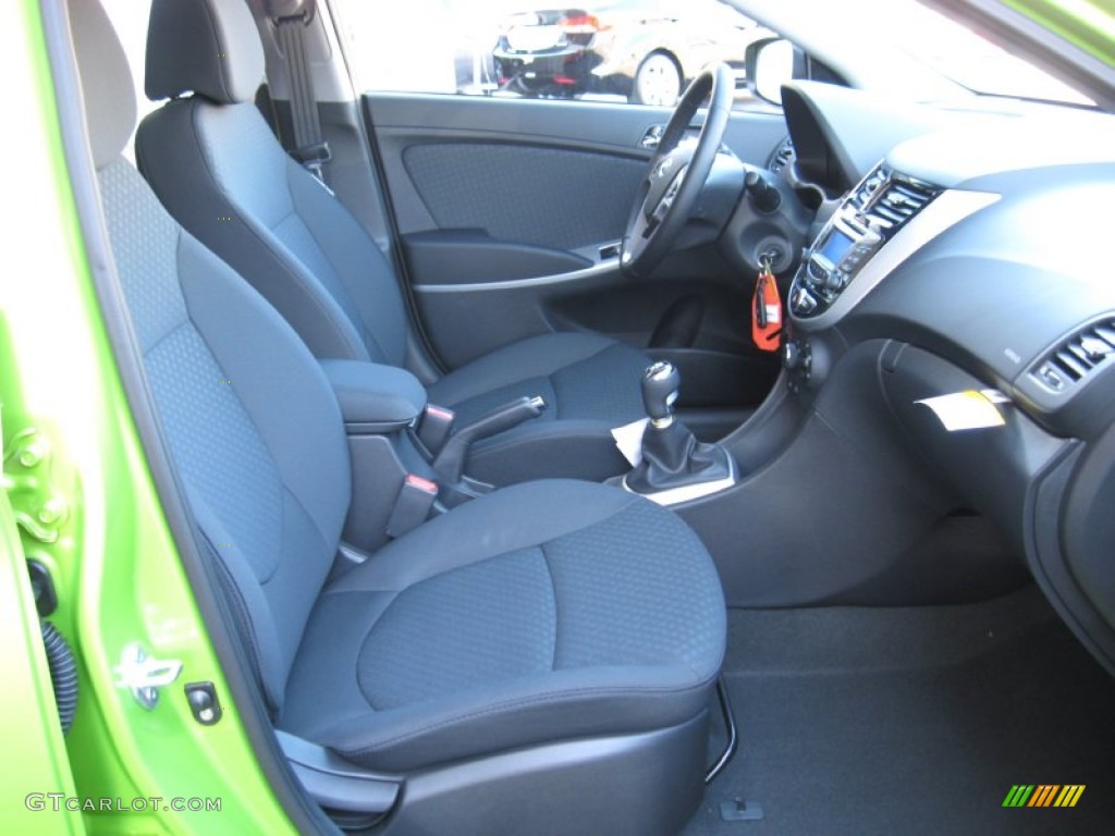 Black Interior 2012 Hyundai Accent SE 5 Door Photo #57341180