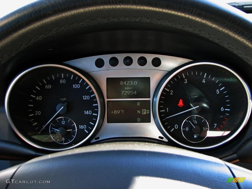 2007 Mercedes-Benz ML 500 4Matic Gauges Photos