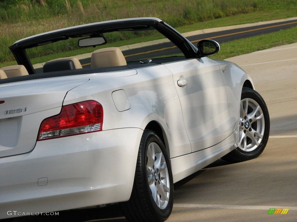 2009 1 Series 128i Convertible - Alpine White / Savanna Beige/Black Boston Leather photo #5