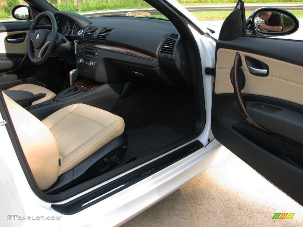 2009 1 Series 128i Convertible - Alpine White / Savanna Beige/Black Boston Leather photo #20