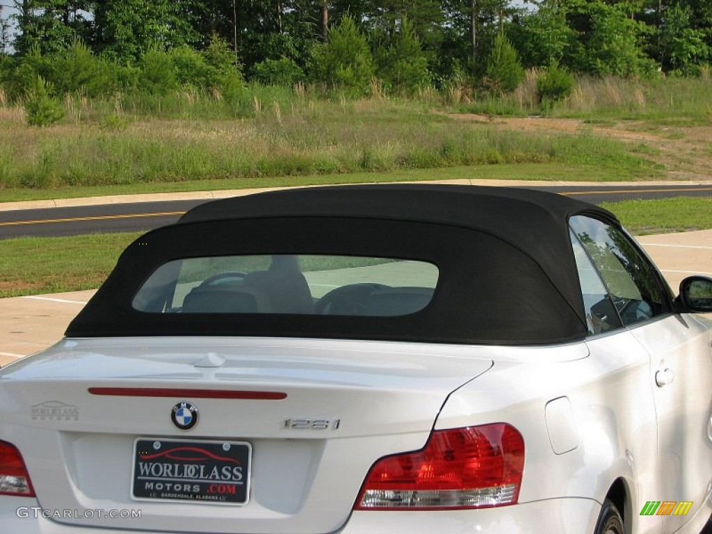 2009 1 Series 128i Convertible - Alpine White / Savanna Beige/Black Boston Leather photo #31
