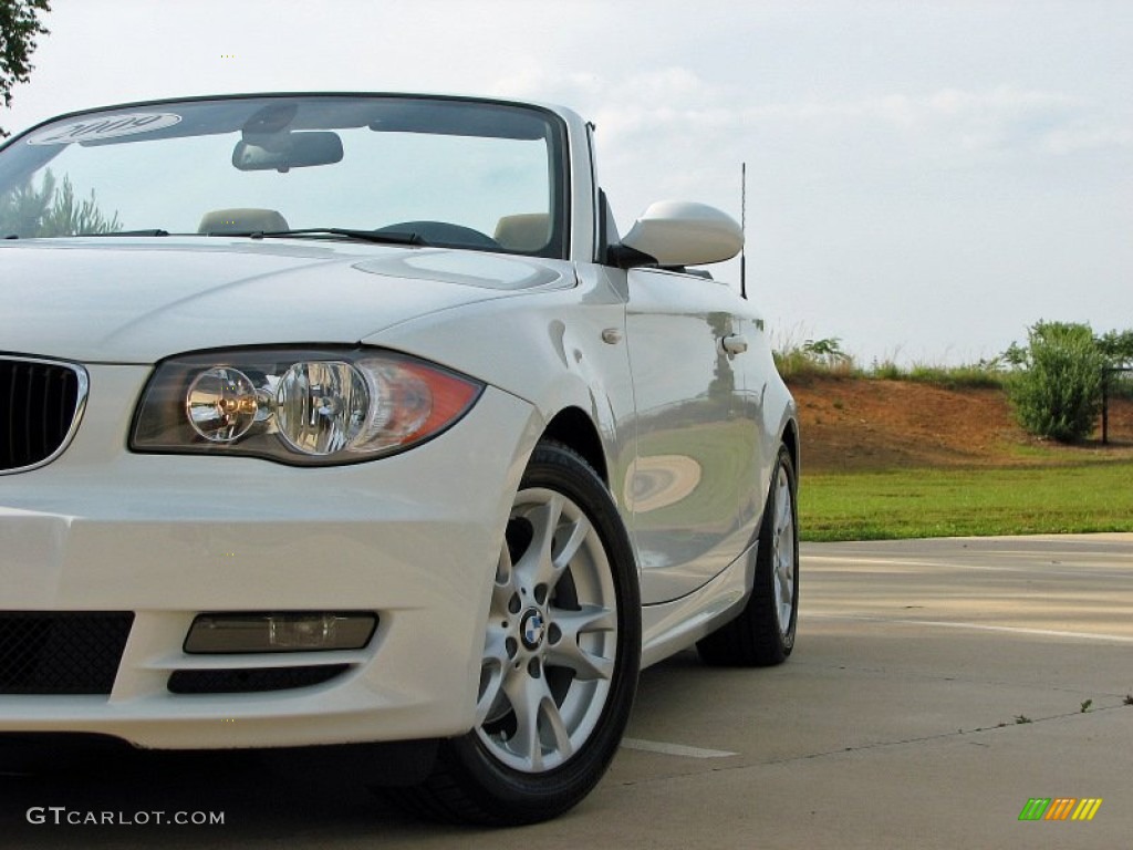 2009 1 Series 128i Convertible - Alpine White / Savanna Beige/Black Boston Leather photo #45