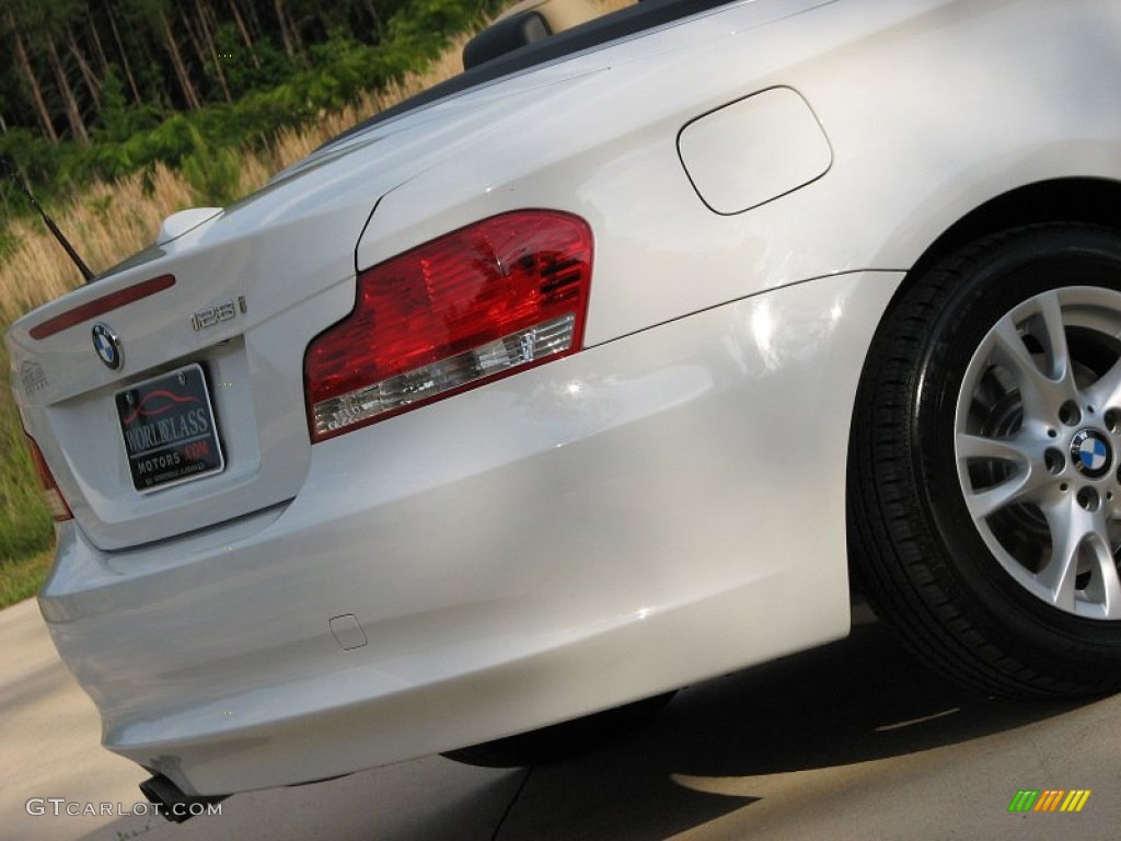 2009 1 Series 128i Convertible - Alpine White / Savanna Beige/Black Boston Leather photo #48