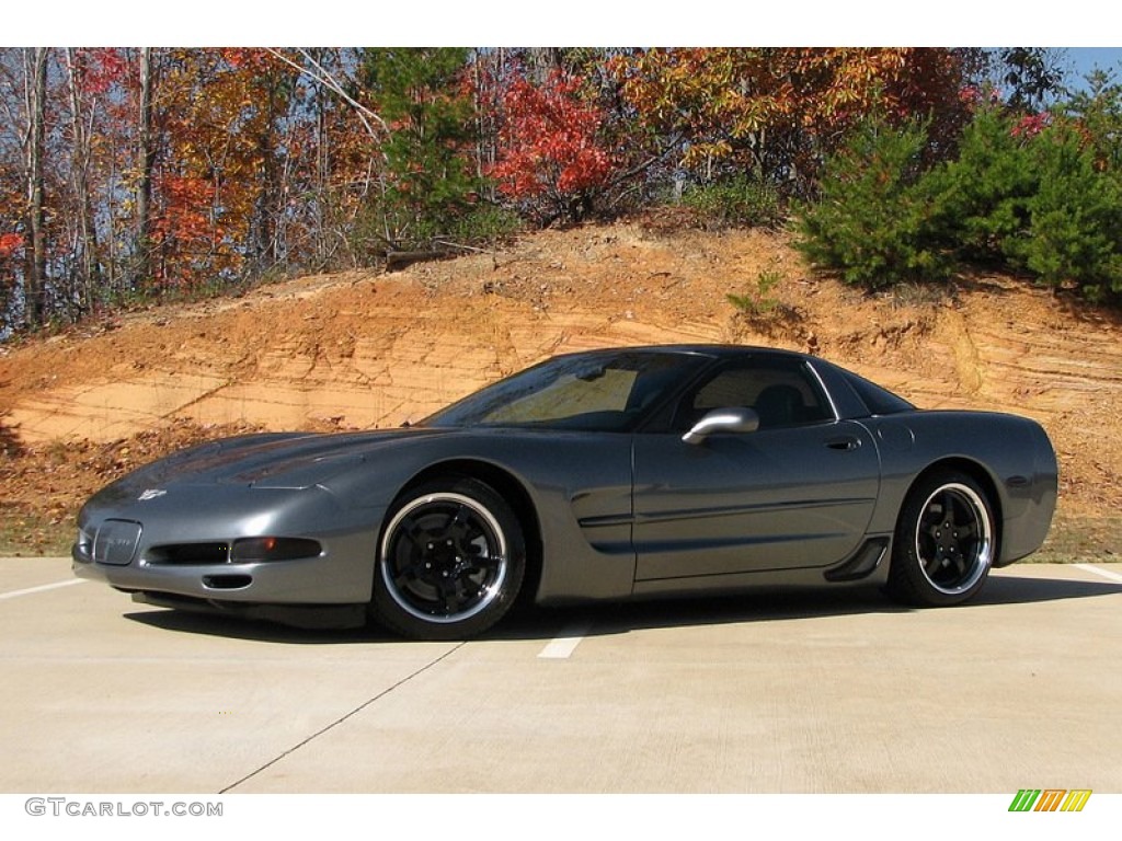 Medium Spiral Gray Metallic 2003 Chevrolet Corvette Coupe Exterior Photo #57345052
