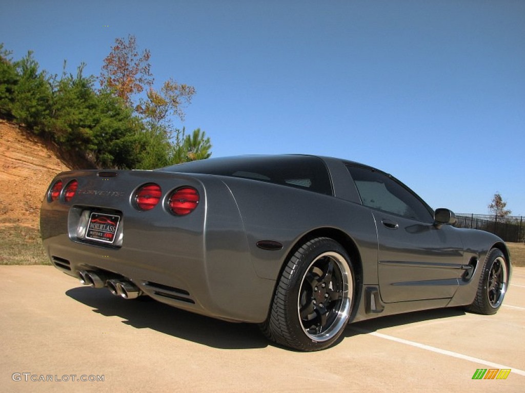 Medium Spiral Gray Metallic 2003 Chevrolet Corvette Coupe Exterior Photo #57345073