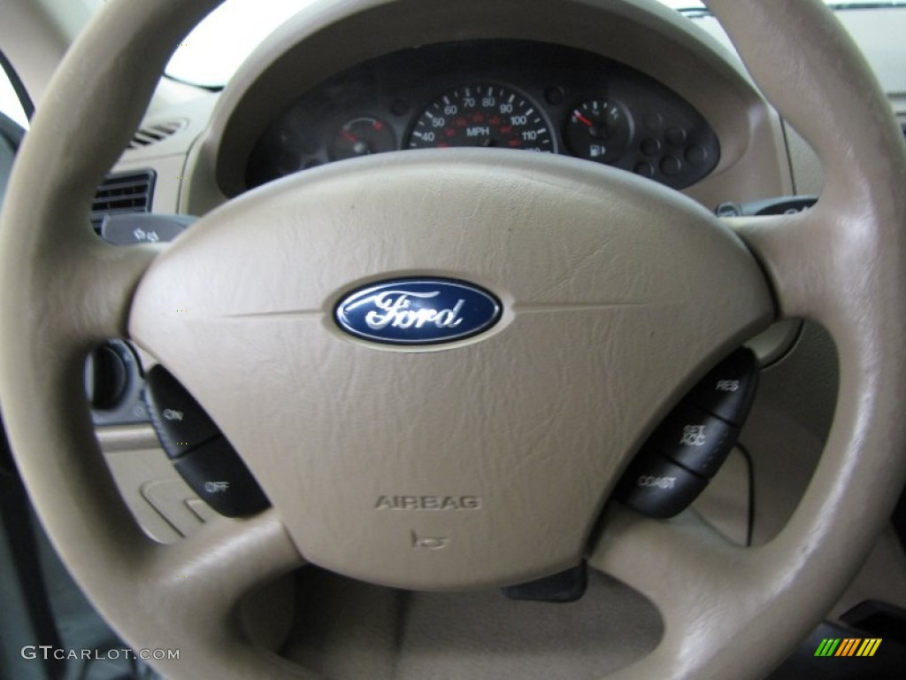 2006 Ford Focus ZXW SE Wagon Steering Wheel Photos
