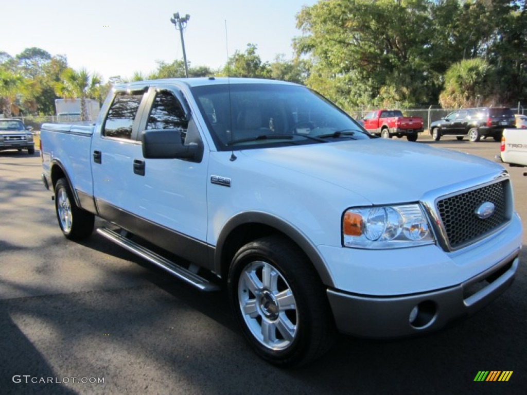 2006 F150 Lariat SuperCrew - Oxford White / Tan photo #3