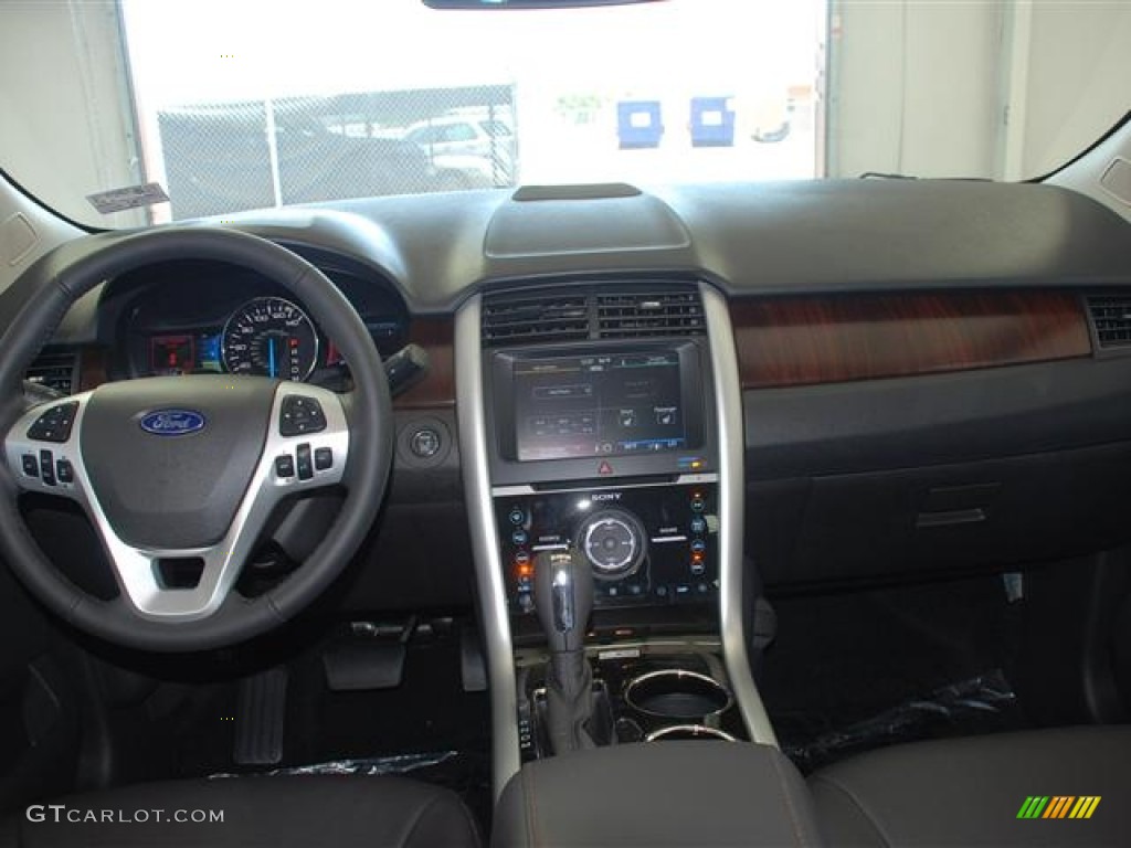 2012 Edge Limited - White Platinum Metallic Tri-Coat / Charcoal Black photo #12