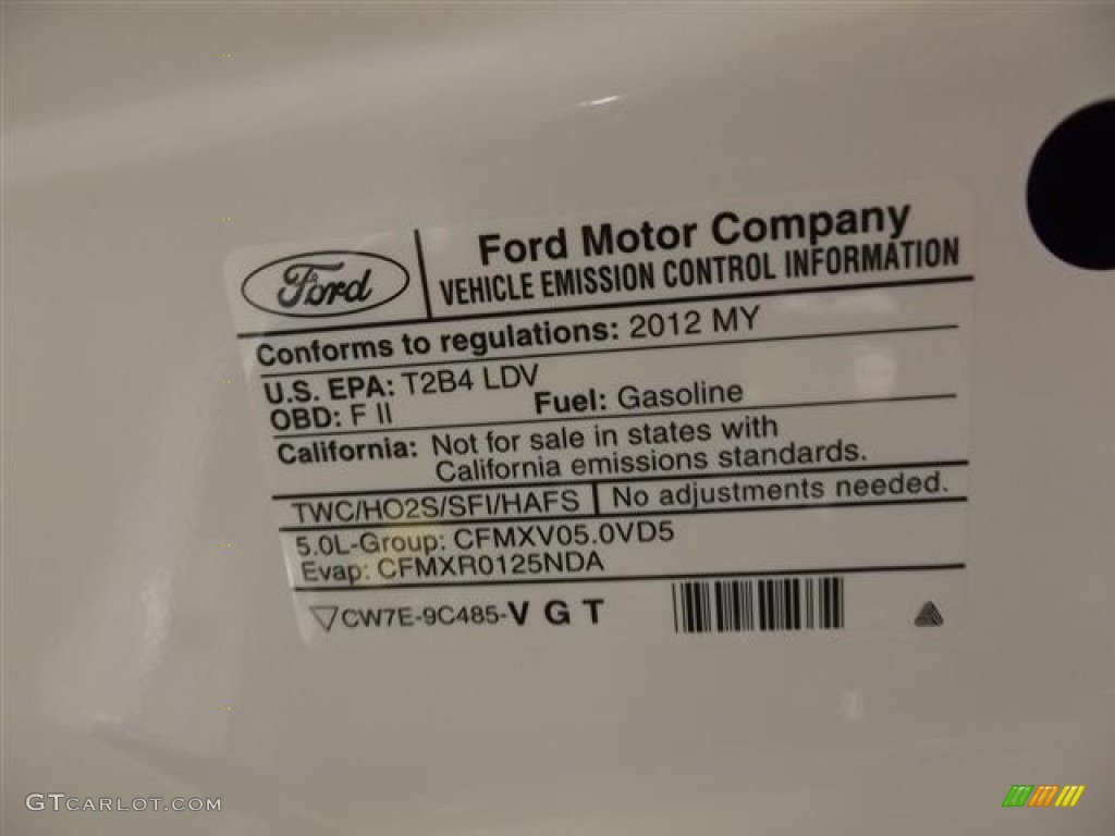 2012 Mustang GT Premium Coupe - Performance White / Charcoal Black photo #23