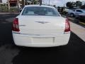 Cool Vanilla - 300 C HEMI Photo No. 5