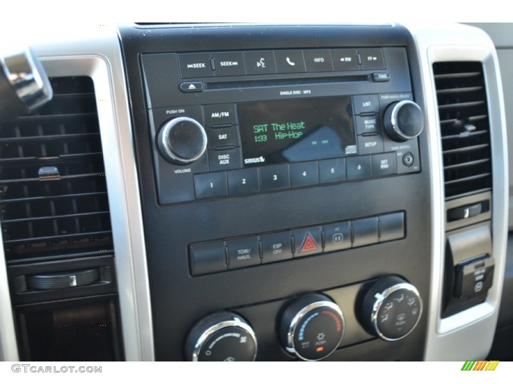 2010 Ram 1500 SLT Crew Cab - Mineral Gray Metallic / Light Pebble Beige/Bark Brown photo #26