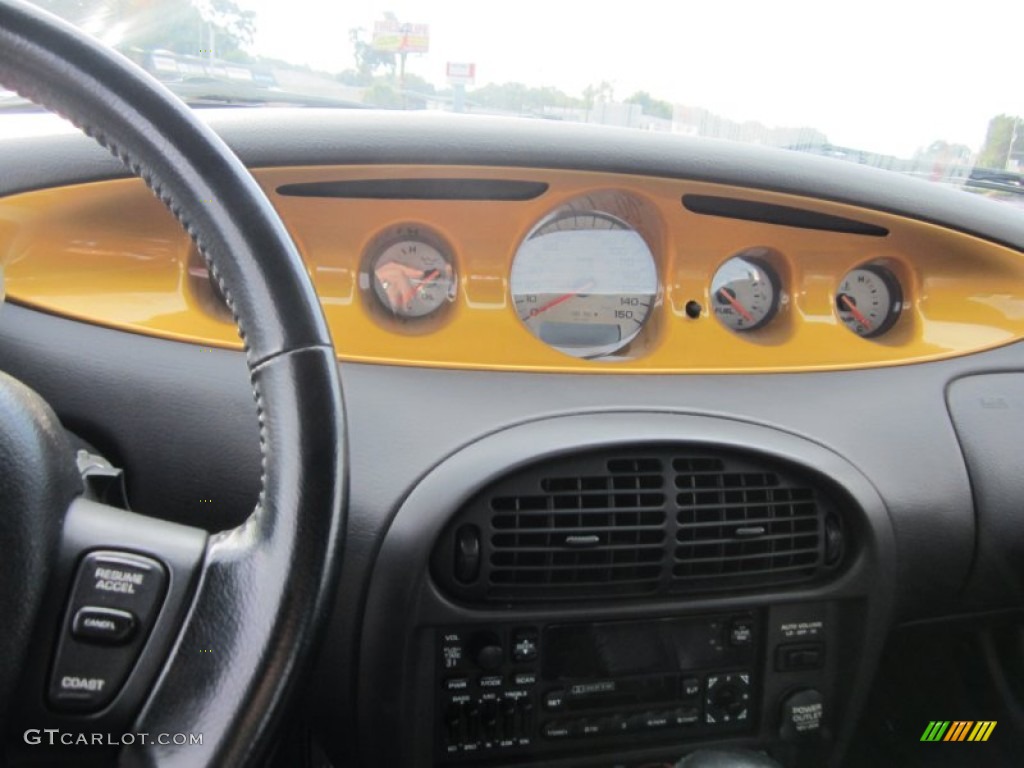 2002 Chrysler Prowler Roadster Gauges Photos