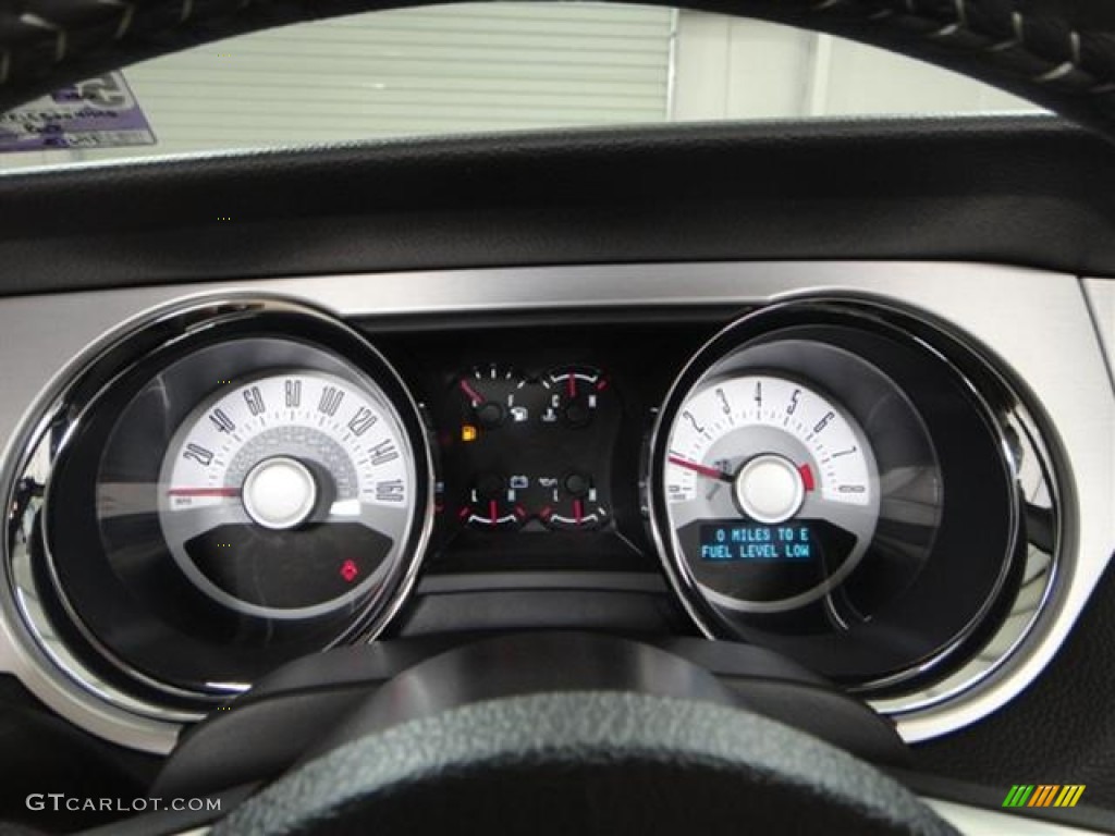 2012 Ford Mustang GT Premium Convertible Gauges Photo #57365169