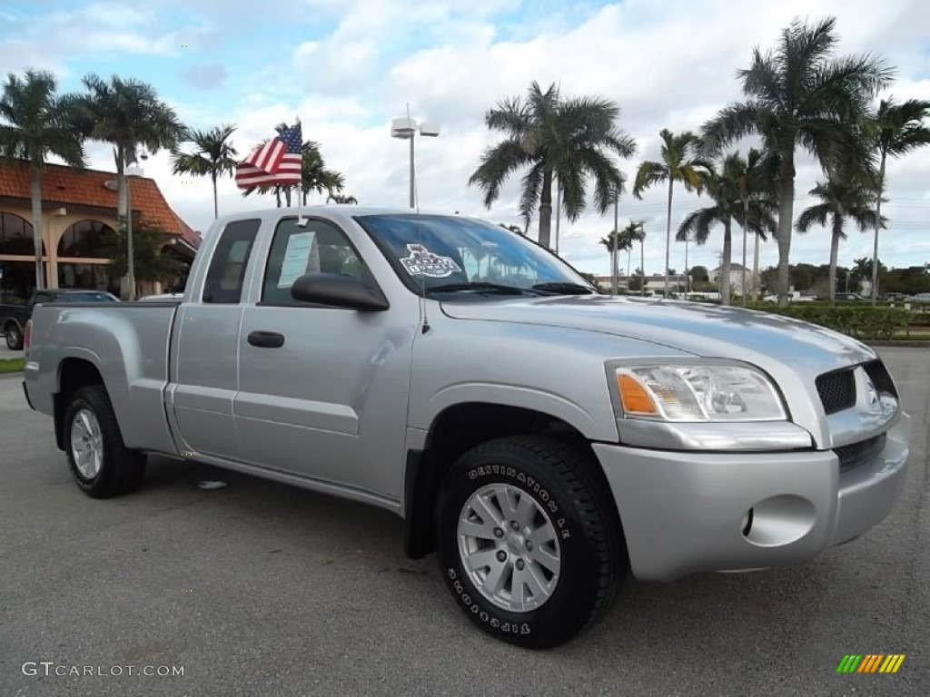 2007 Raider LS Extended Cab - Alloy Silver / Slate photo #1