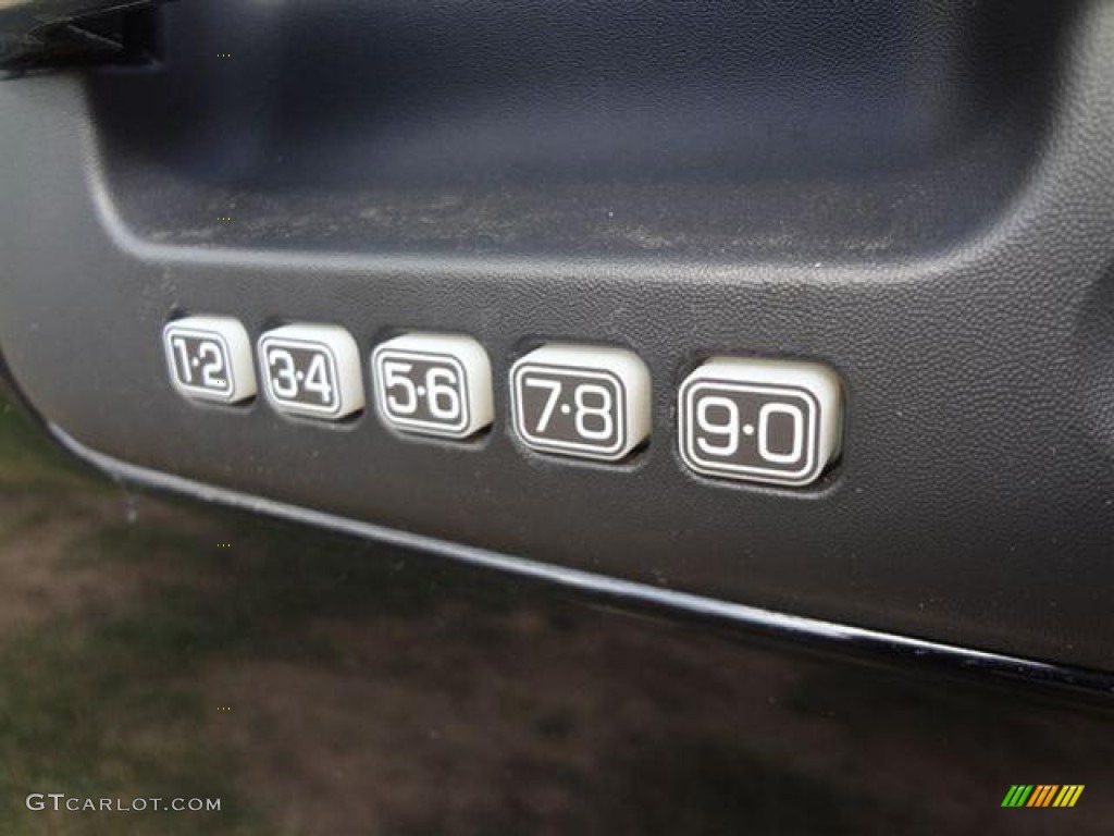 2011 F150 XLT SuperCrew - Ebony Black / Steel Gray photo #10