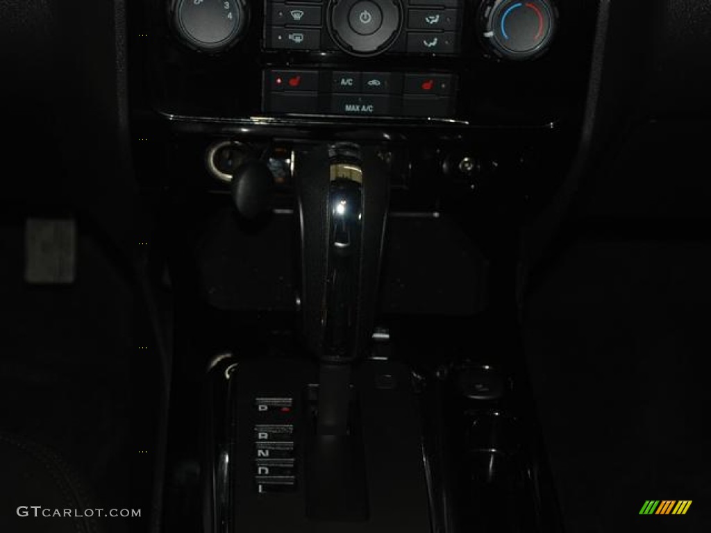 2011 Escape Limited V6 - Tuxedo Black Metallic / Charcoal Black photo #13