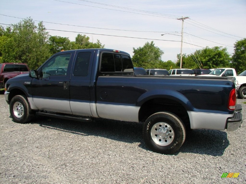 2004 F250 Super Duty XLT SuperCab 4x4 - True Blue Metallic / Medium Flint photo #4