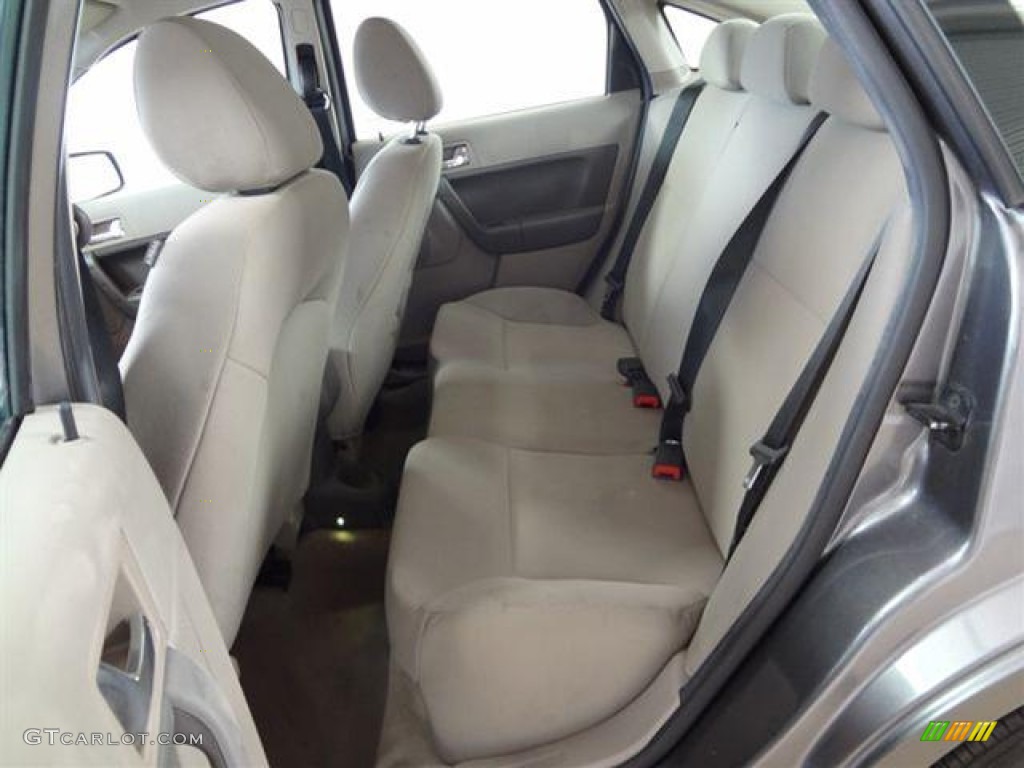 2010 Focus SES Sedan - Sterling Grey Metallic / Medium Stone photo #11