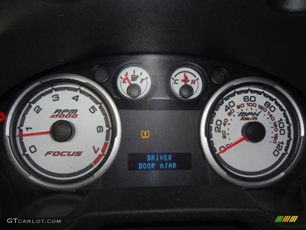 2010 Focus SES Sedan - Sterling Grey Metallic / Medium Stone photo #19
