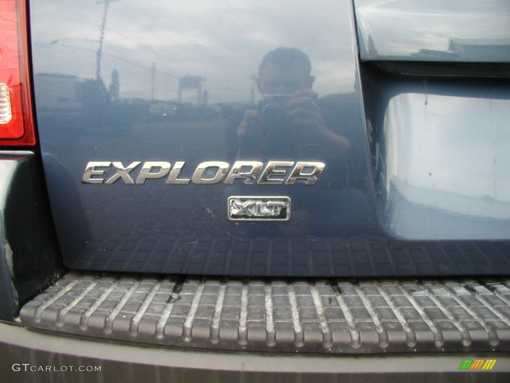 2003 Explorer XLT 4x4 - Medium Wedgewood Blue Metallic / Medium Parchment Beige photo #44