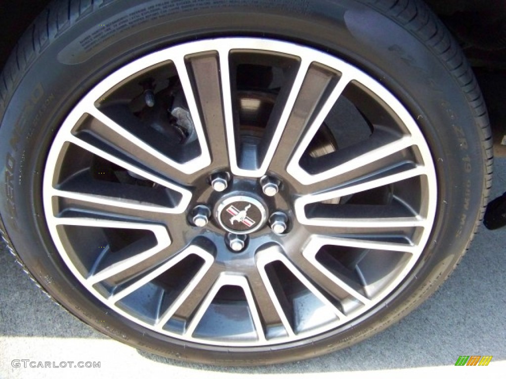 2010 Ford Mustang GT Premium Convertible Wheel Photo #57379397