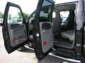 Black - F350 Super Duty XLT Crew Cab 4x4 Photo No. 24