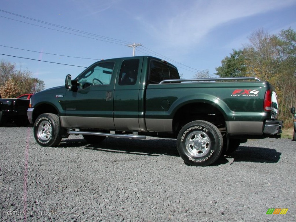 2003 F350 Super Duty Lariat SuperCab 4x4 - Dark Highland Green Metallic / Medium Parchment photo #5