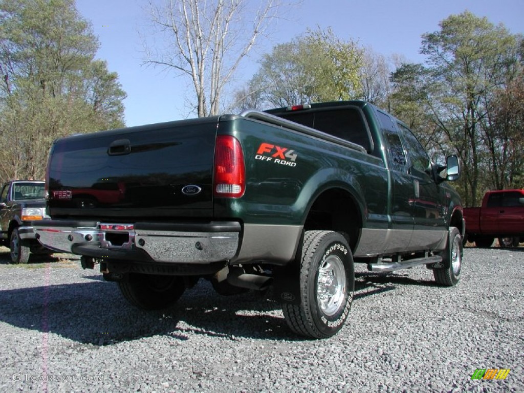 2003 F350 Super Duty Lariat SuperCab 4x4 - Dark Highland Green Metallic / Medium Parchment photo #9