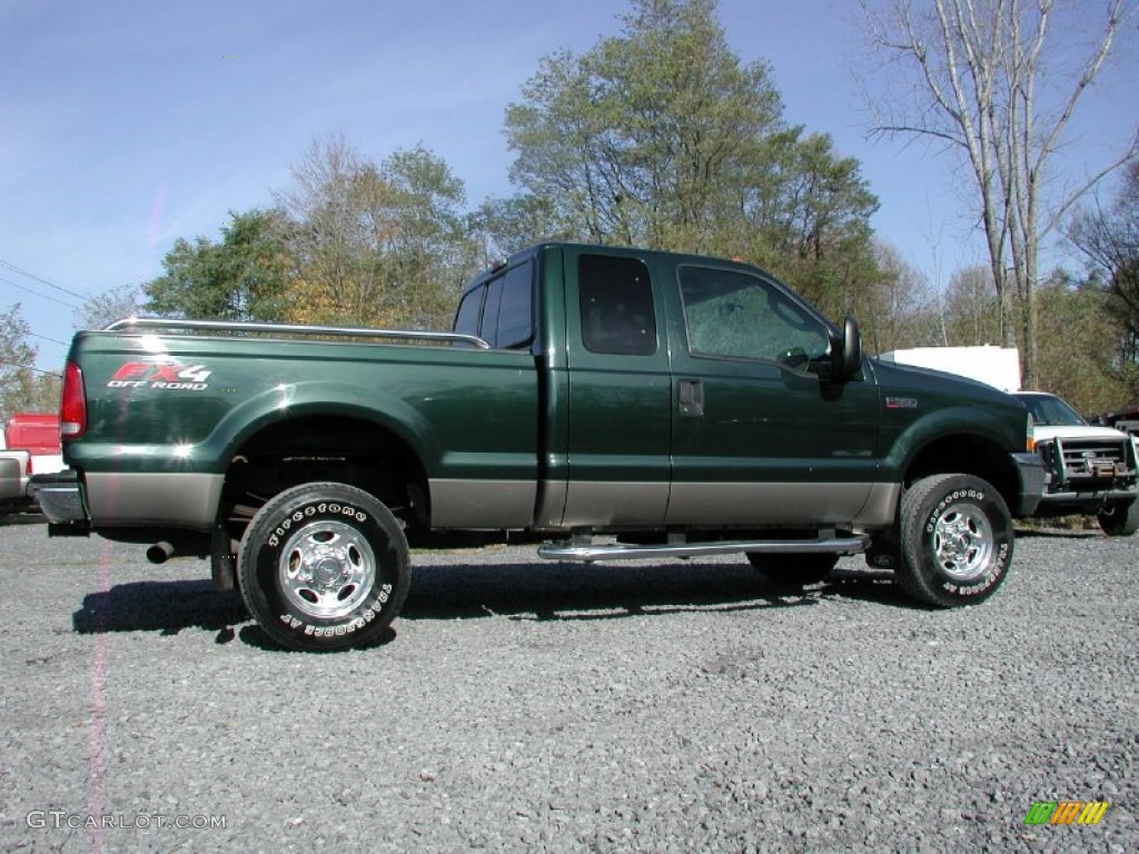 Dark Highland Green Metallic 2003 Ford F350 Super Duty Lariat SuperCab 4x4 Exterior Photo #57381470