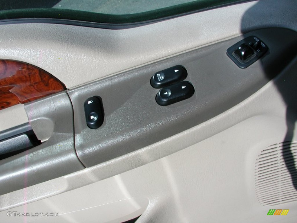2003 F350 Super Duty Lariat SuperCab 4x4 - Dark Highland Green Metallic / Medium Parchment photo #40