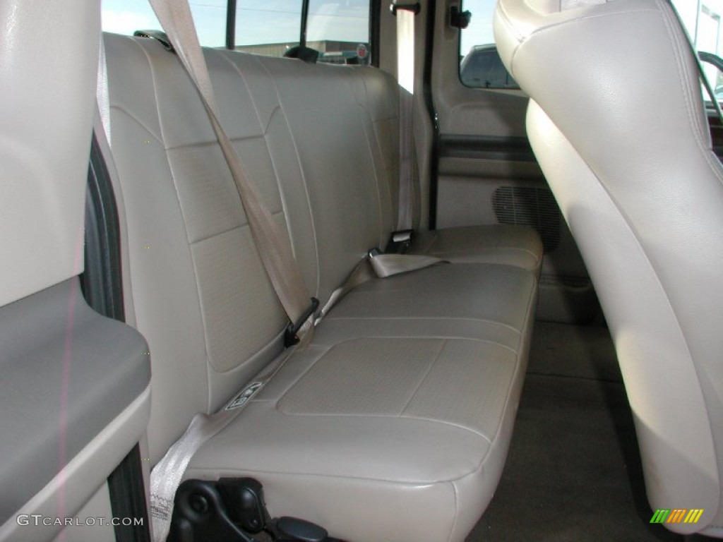 2003 F350 Super Duty Lariat SuperCab 4x4 - Dark Highland Green Metallic / Medium Parchment photo #45