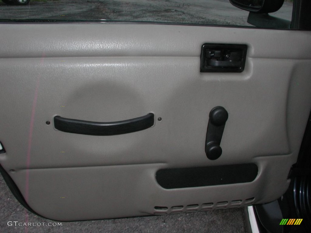 2004 Wrangler X 4x4 - Patriot Blue Pearl / Dark Slate Gray photo #25